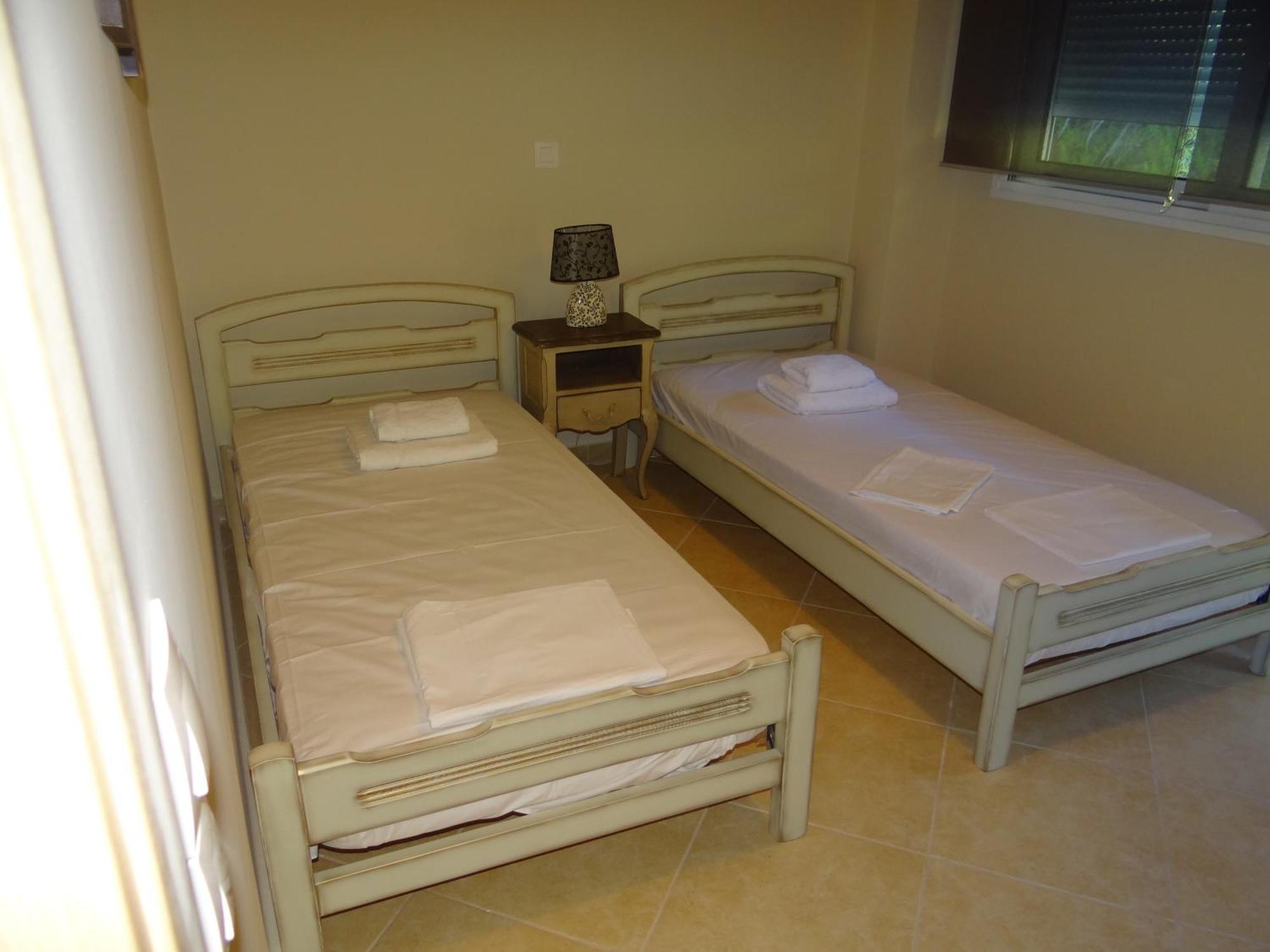 Aperanto House Paralia Loutsas Ruang foto