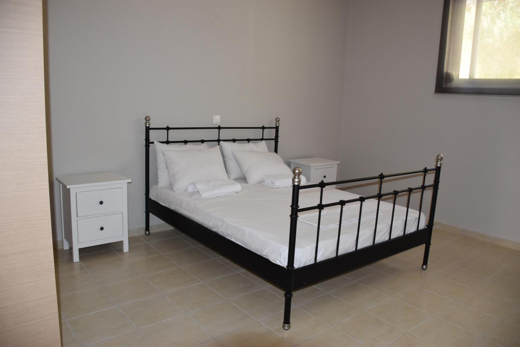 Aperanto House Paralia Loutsas Ruang foto