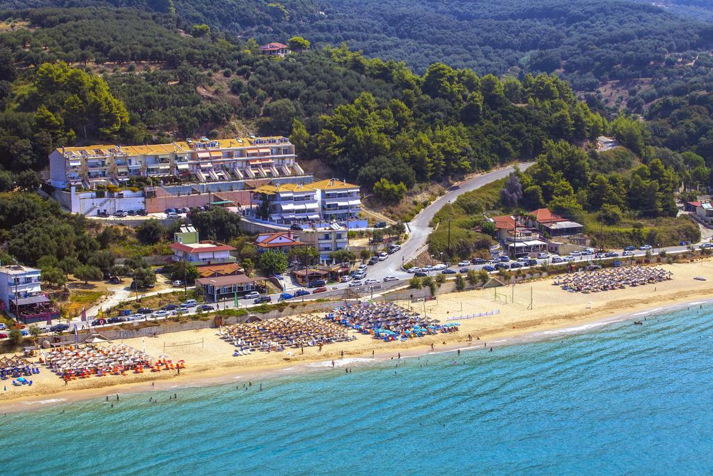 Aperanto House Paralia Loutsas Bagian luar foto